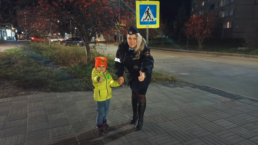 Акция "Стань заметней на дороге" Акция "Стань заметней на дороге".